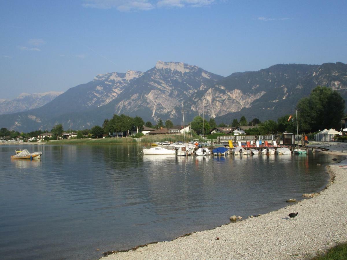 Апартаменты La Perla Del Lago Кальчераника-аль-Лаго Экстерьер фото